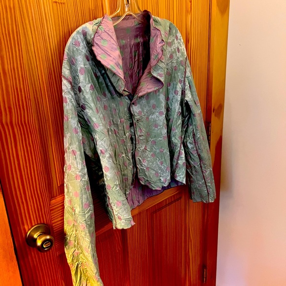 Unique reversible jacket - Picture 4 of 5